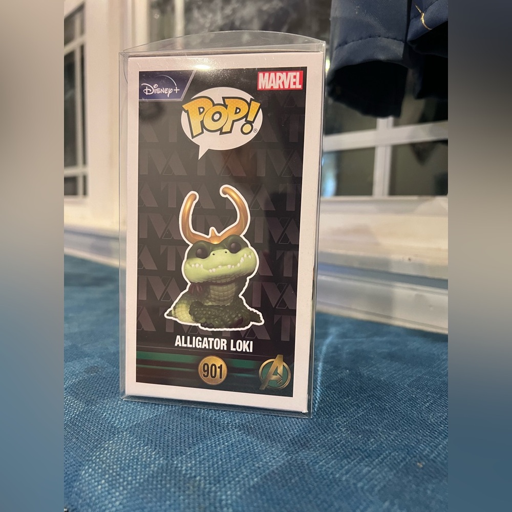 Funko Pop! Marvel Loki – Alligator Loki #901 Hot Topic Exclusive - Picture 4 of 6